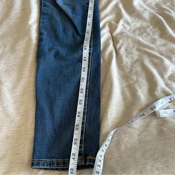 Signature by Levi Strauss Baby Bump Skinny Maternity Women's Dark Blue Jeggings - Picture 8 of 10